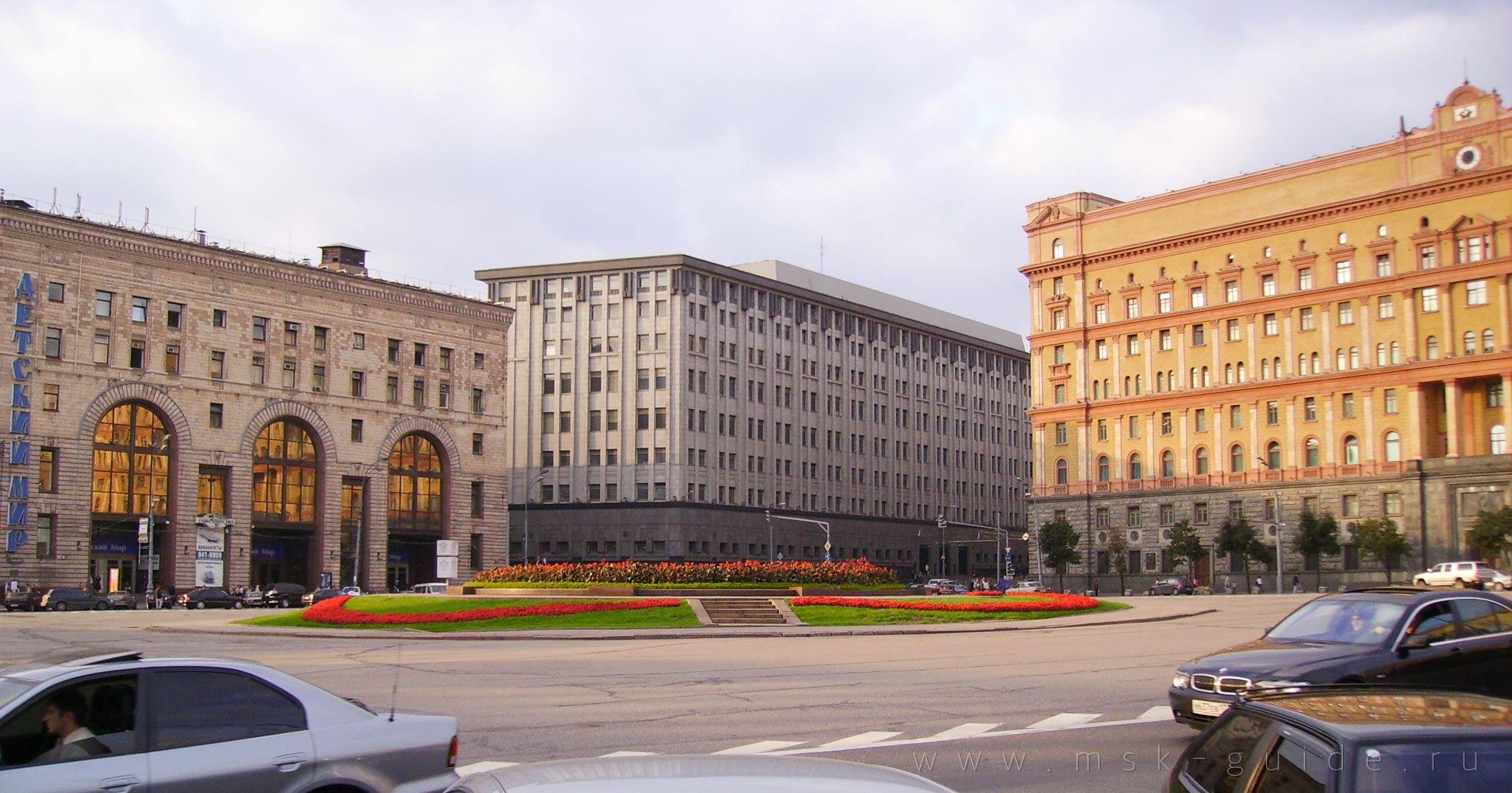 Лубянская площадь в Москве