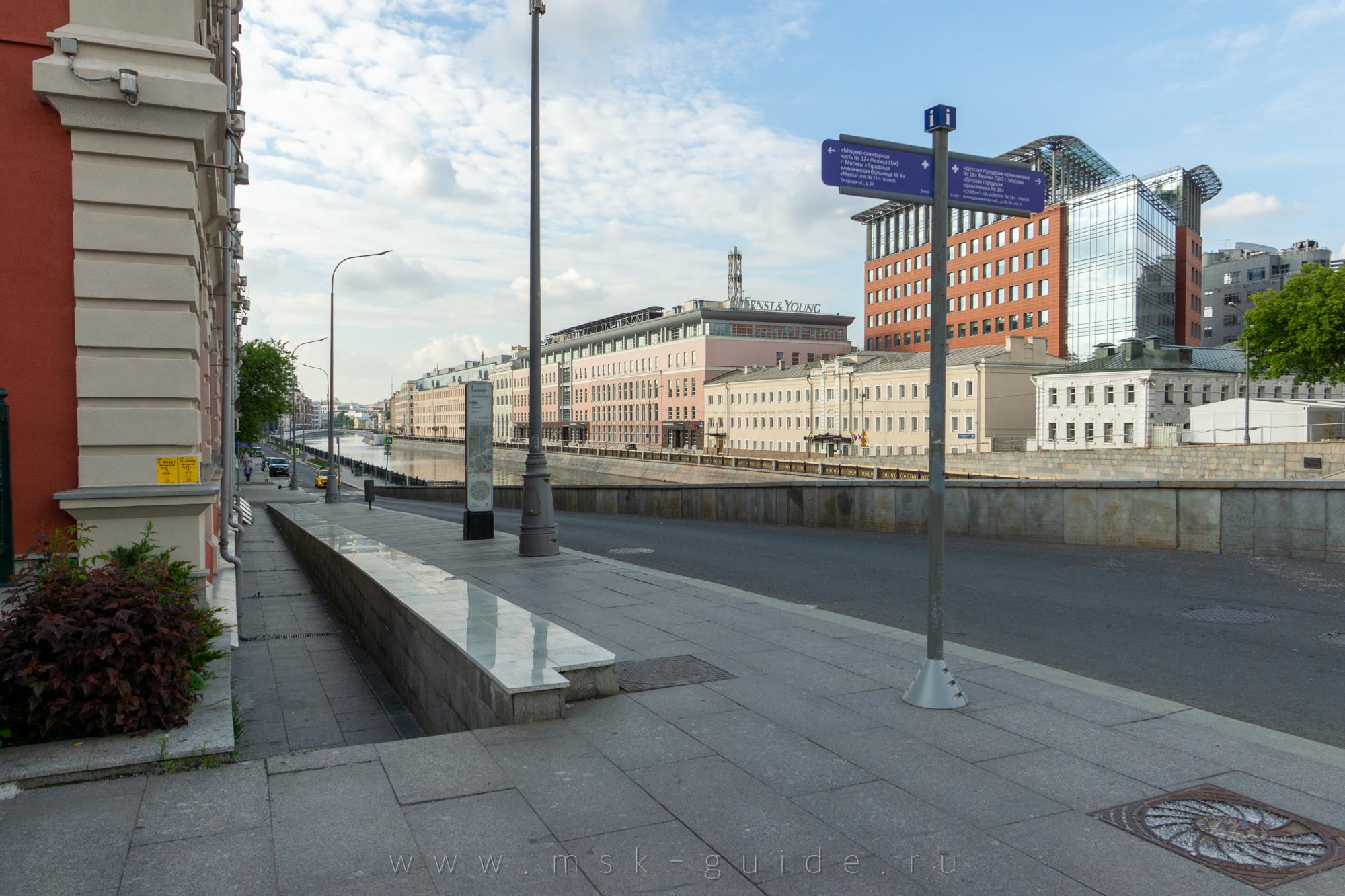 Озерковская набережная в Москве