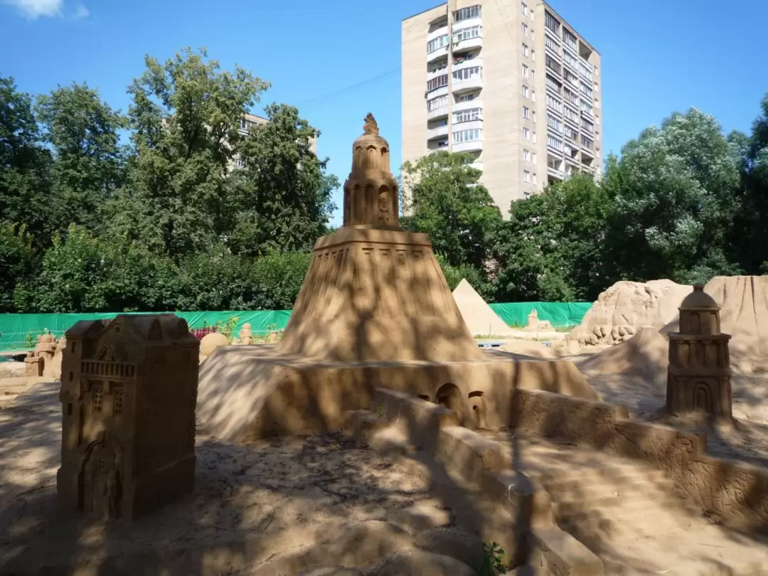 Песчаные скульптуры в Ботаническом саду