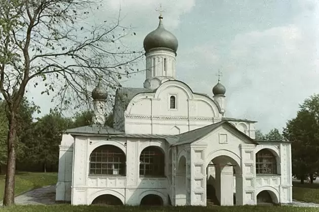 Церковь Зачатия Анны что в углу