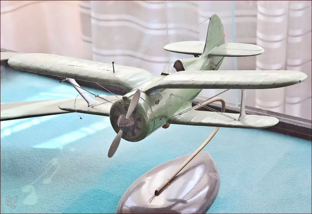 Центральный дом авиации и космонавтики, И-153 