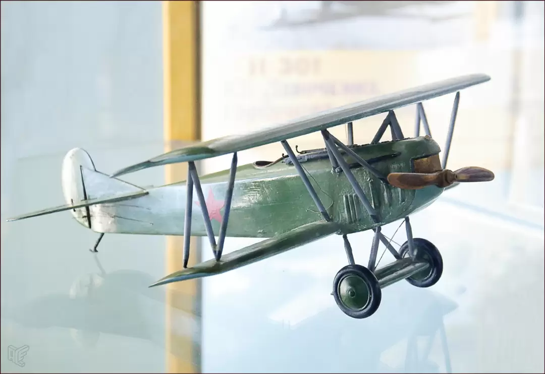 Центральный дом авиации и космонавтики, И-4