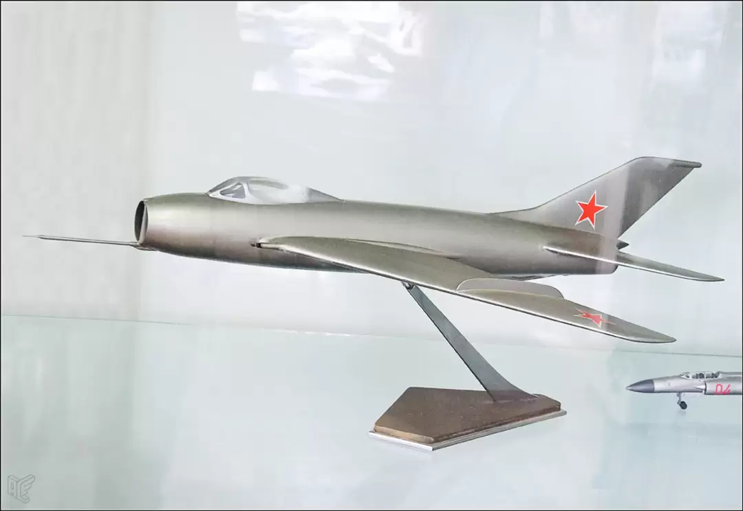 Центральный дом авиации и космонавтики, МиГ-19С