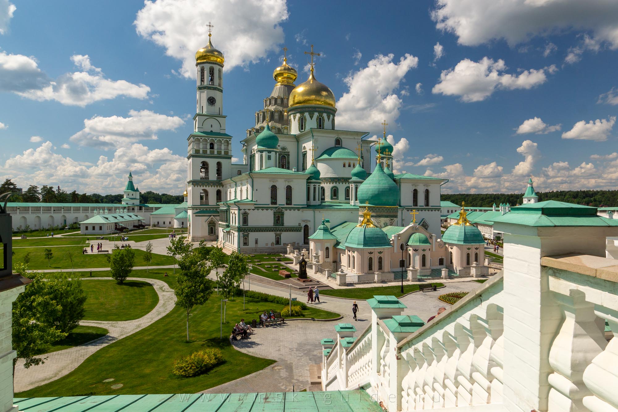 Воскресенский собор, вид с крепостной стены