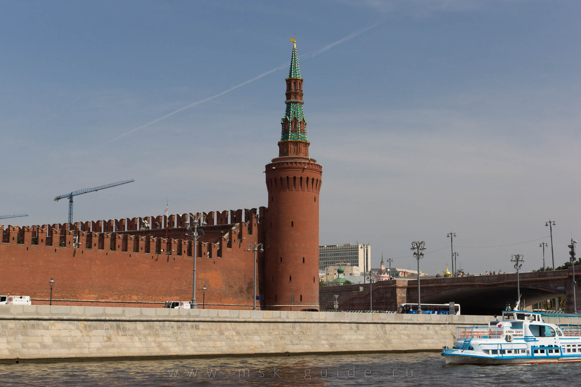Москворецкая башня (Беклемишевская башня) Московского Кремля