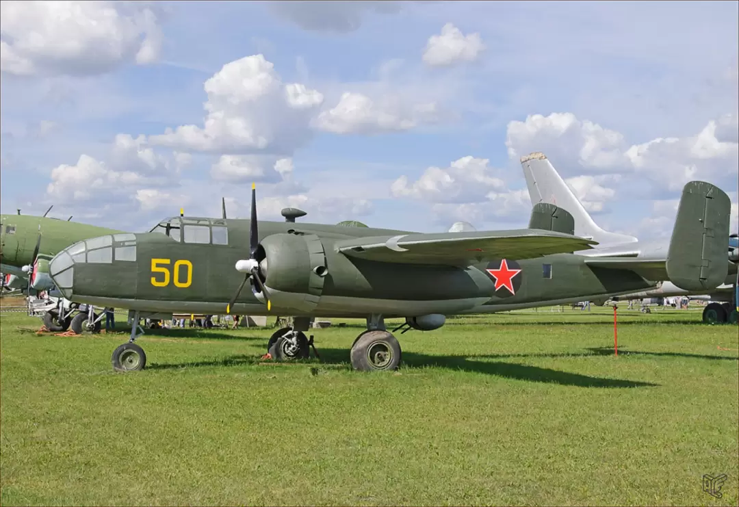 Бомбардировщик B-25 Митчел