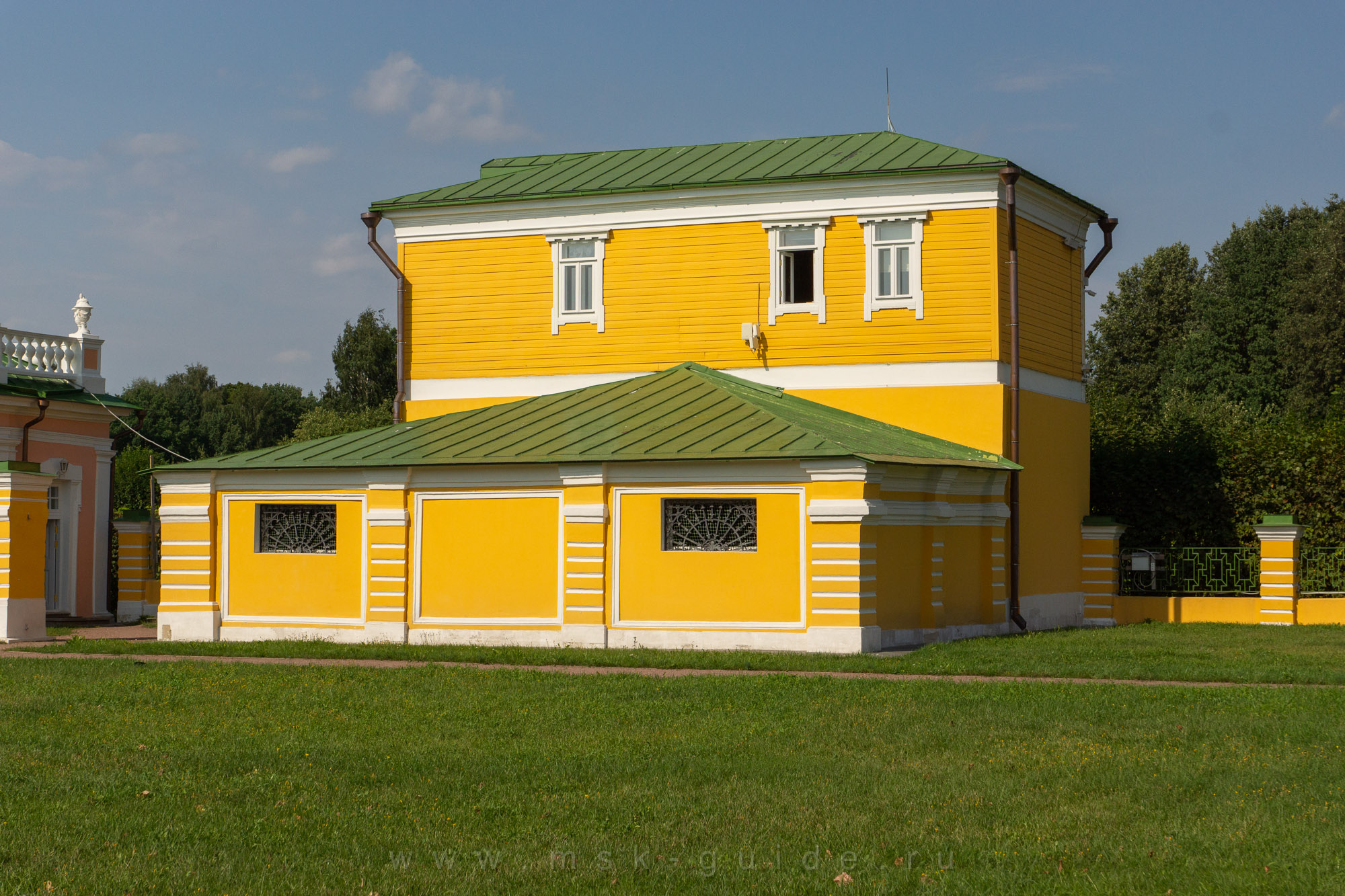 Усадьба Кусково, Каретный сарай
