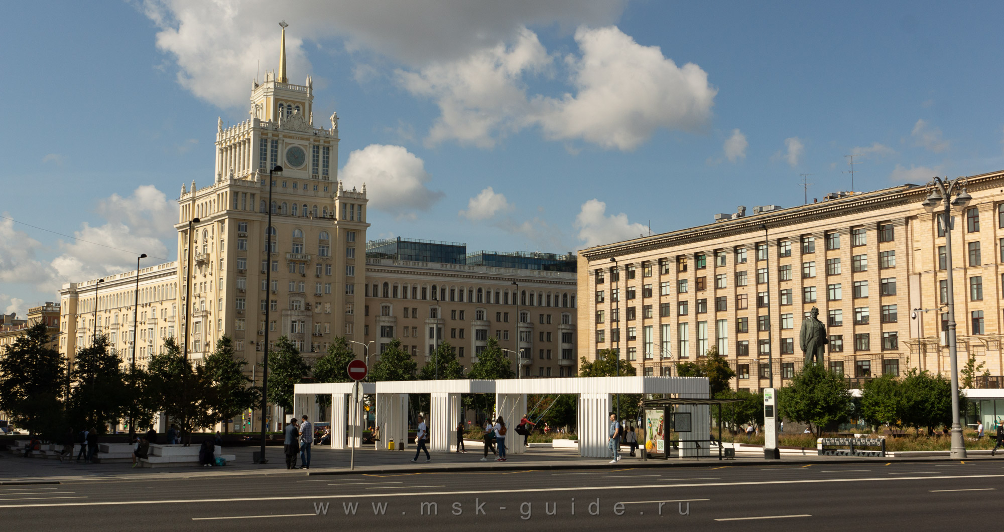 Триумфальная площадь в Москве