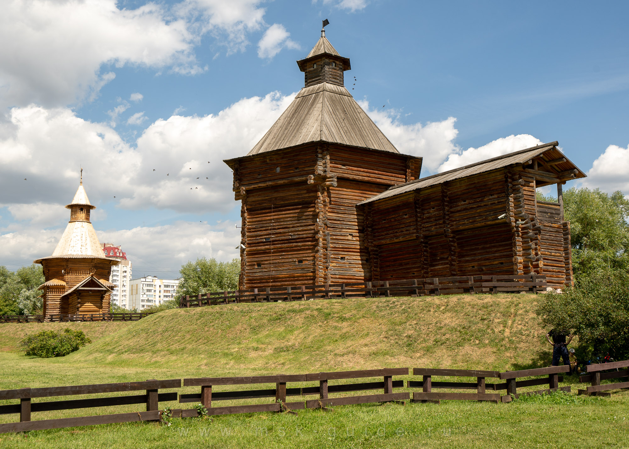 Моховая башня Сумского острога