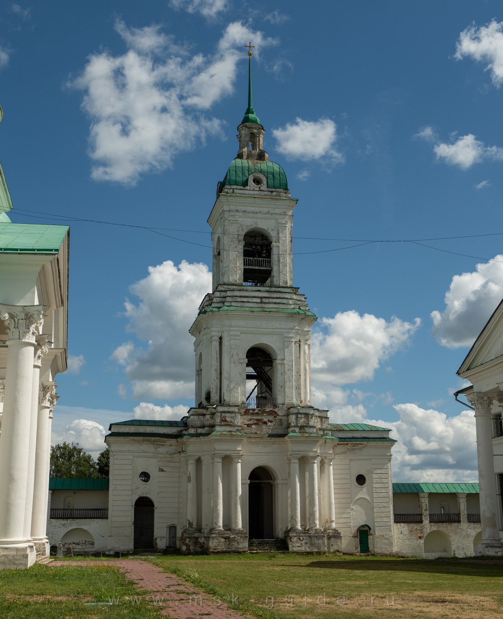 Колокольня