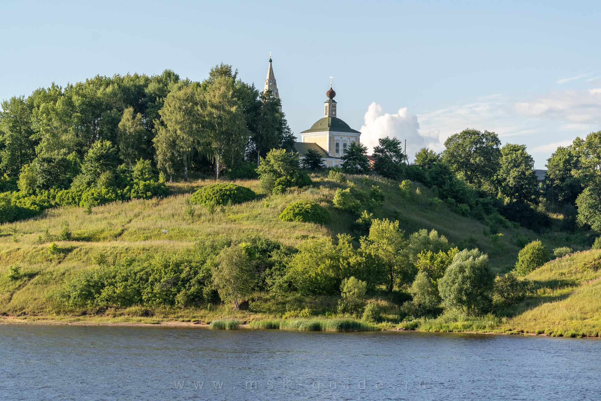 Троицкая церковь в Романове (Тутаев)