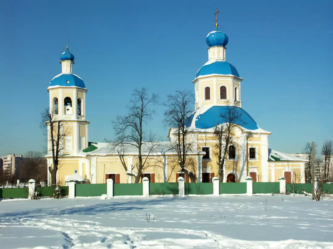 Храм святых апостолов Петра и Павла в Ясенево
