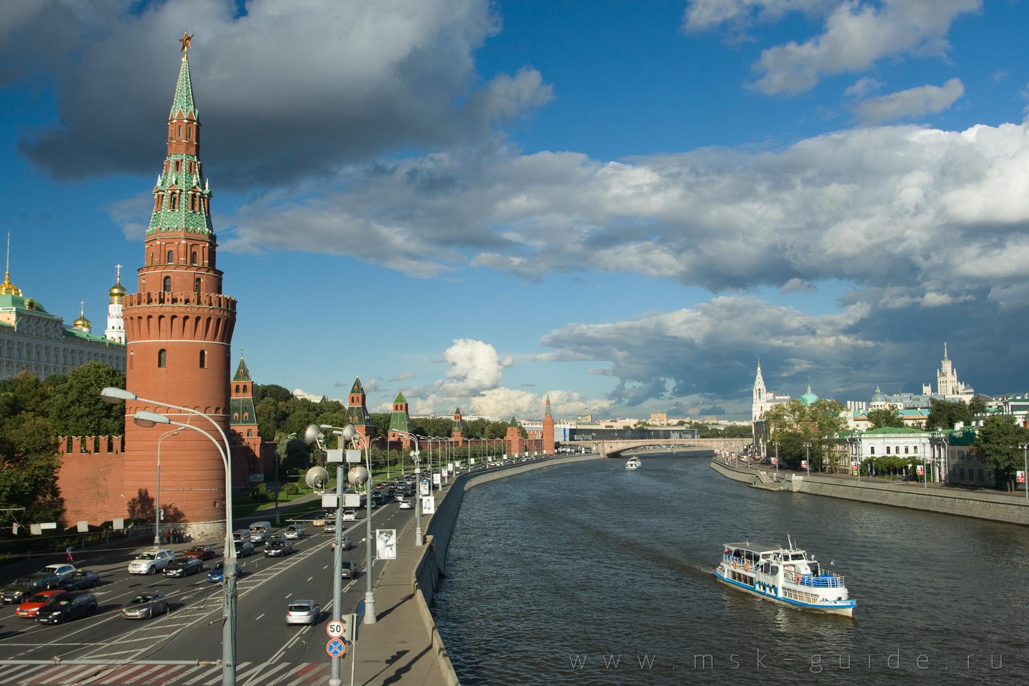 Москва, кремль и Москва-река, фото