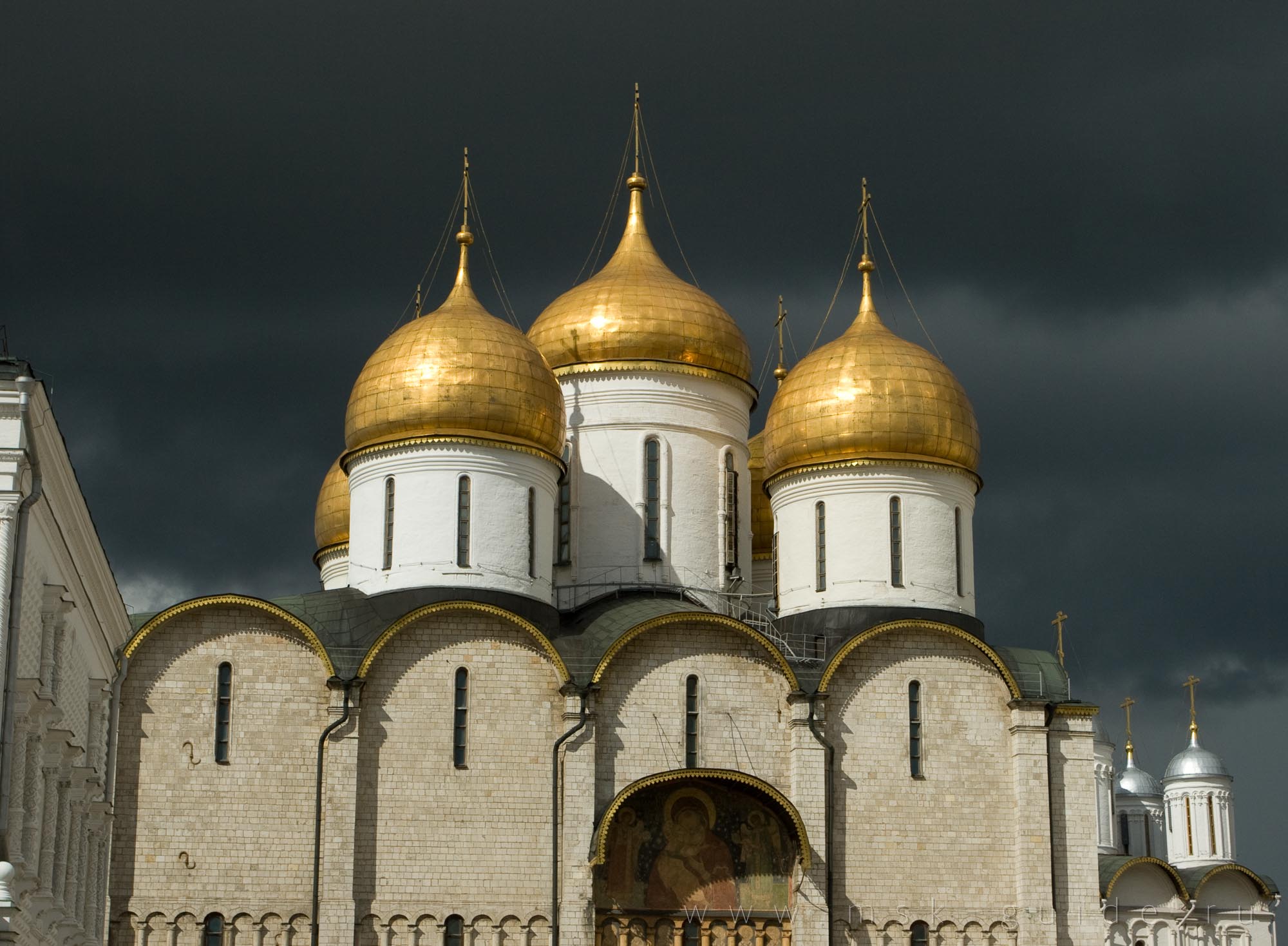 Купола Успенского собора