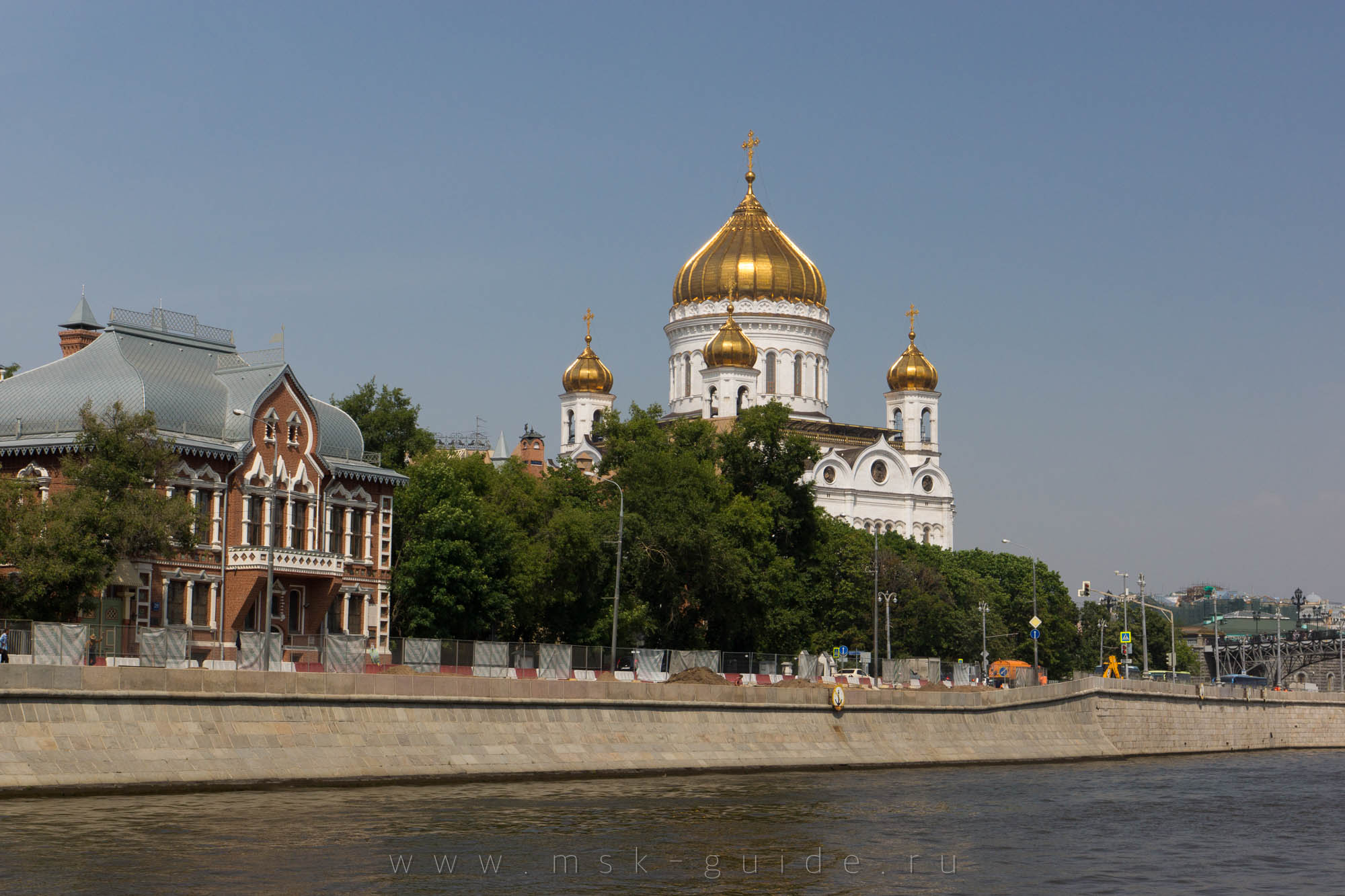 Особняк Цветкова и Храм Христа Спасителя