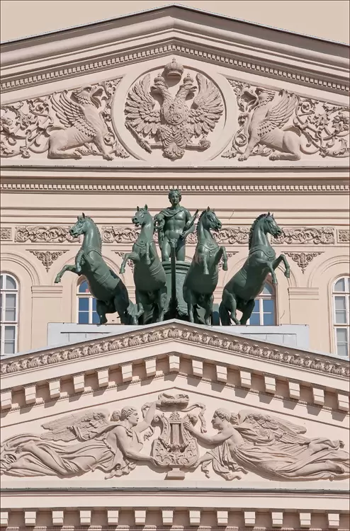 Большой театр в Москве, квадрига