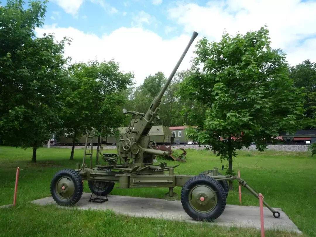 Выставка военной техники на Поклонной горе