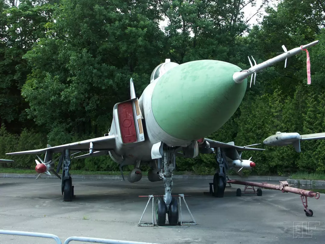 Истребитель-перехватчик Су-15 ТМ