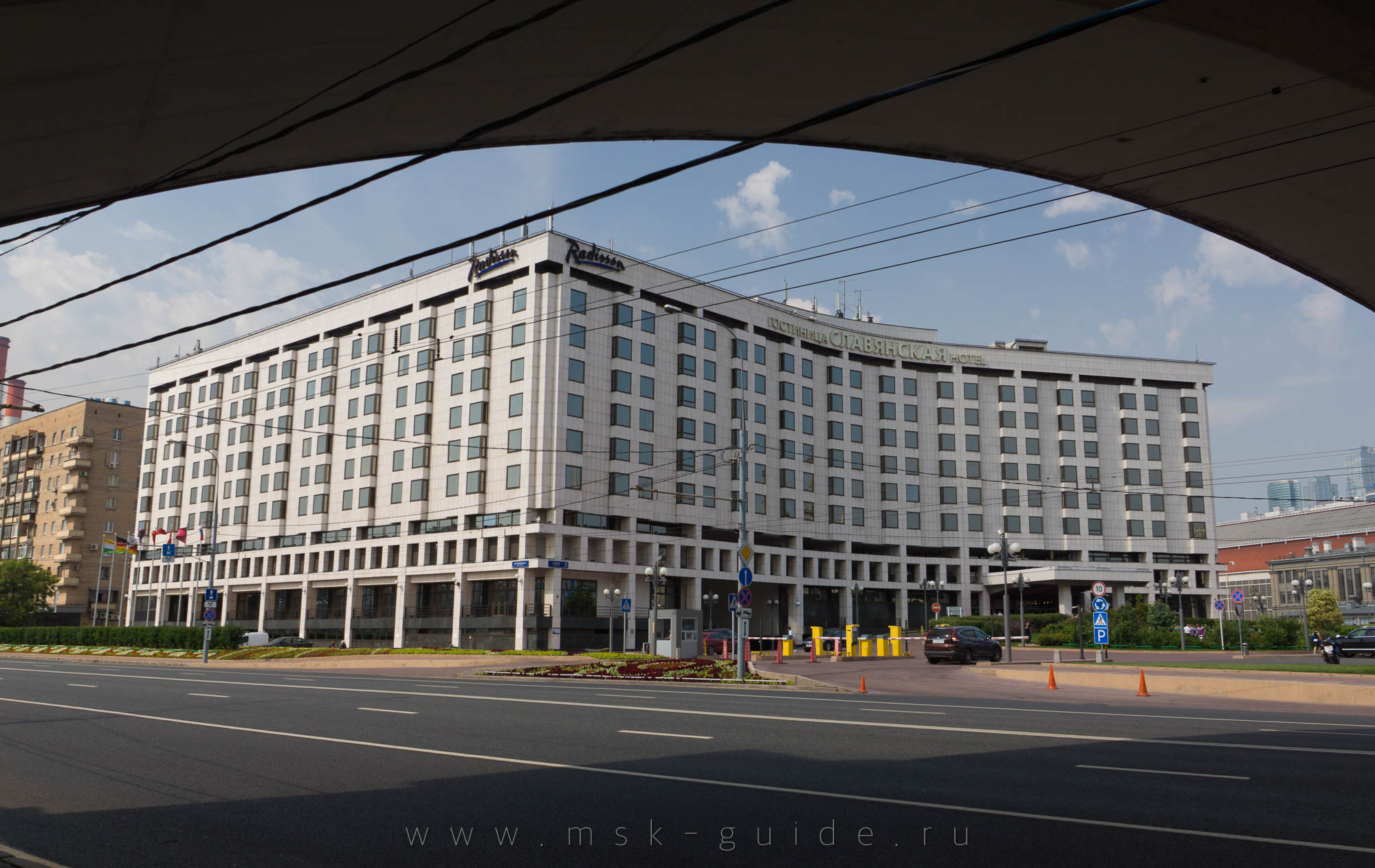 Гостиница Славянская в Москве